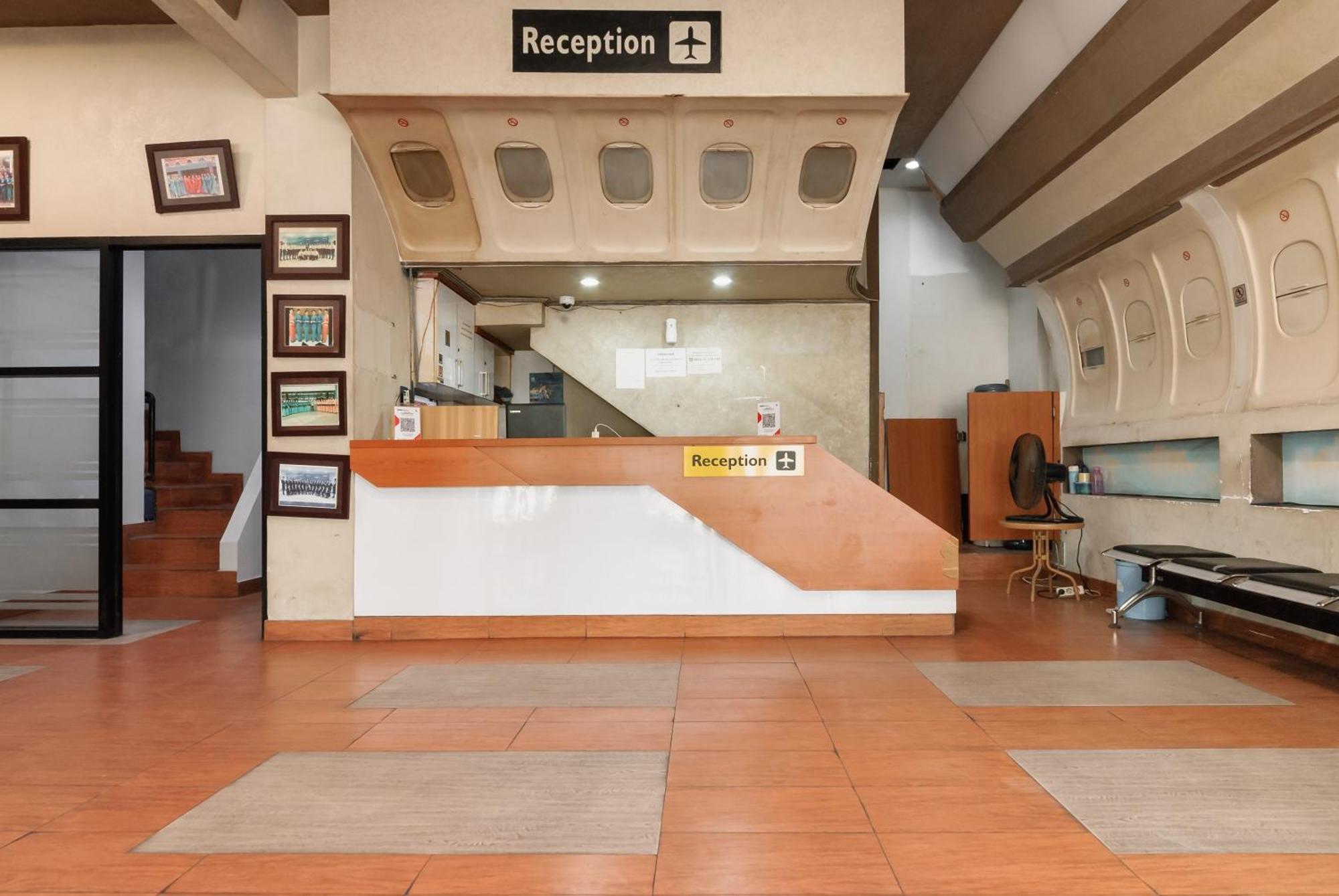 Hotel Reddoorz Near Mandaya Royal Hospital Puri Tangerang Zewnętrze zdjęcie