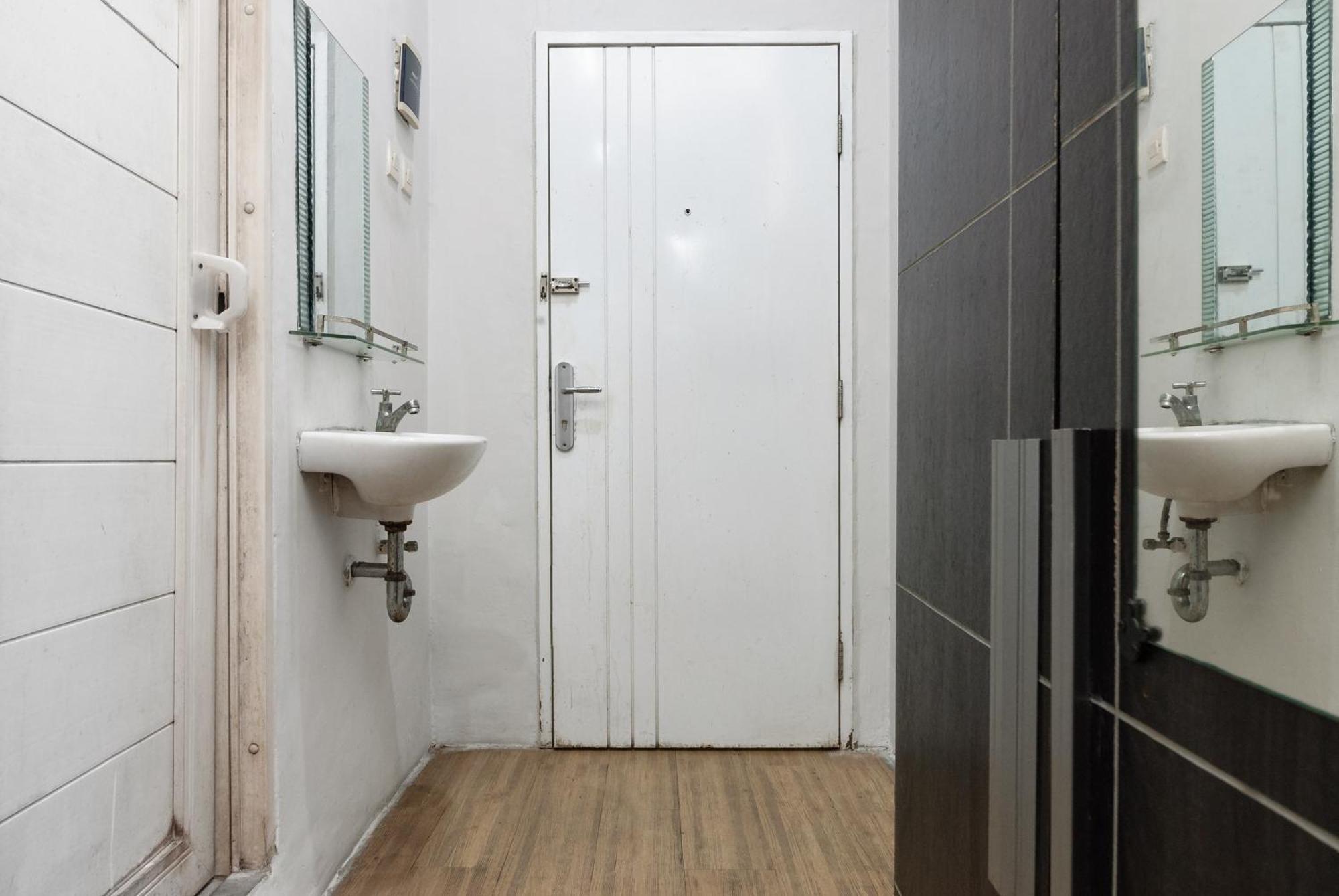 Hotel Reddoorz Near Mandaya Royal Hospital Puri Tangerang Zewnętrze zdjęcie